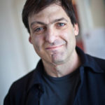 Dan_Ariely_-_PopTech_2010_-_Camden,_Maine